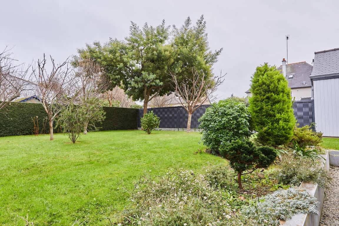 Ker Lys - Grande Maison Avec 4 Chambres Et Jardin Dinard Eksteriør bilde